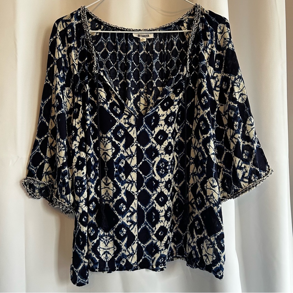 BB Dakota Indigo and Cream Geometric Ikat Tassel Blouse